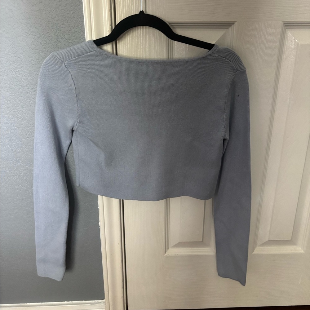 Brandy Melville Blue Gray Cropped Button Down Shirt - Picture 2 of 2